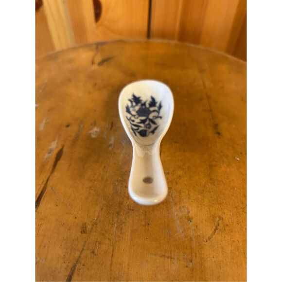 Cobalt  Blue Japan Asian Porcelain Ceramic Soup Spoon (8860) - Picture 4 of 5
